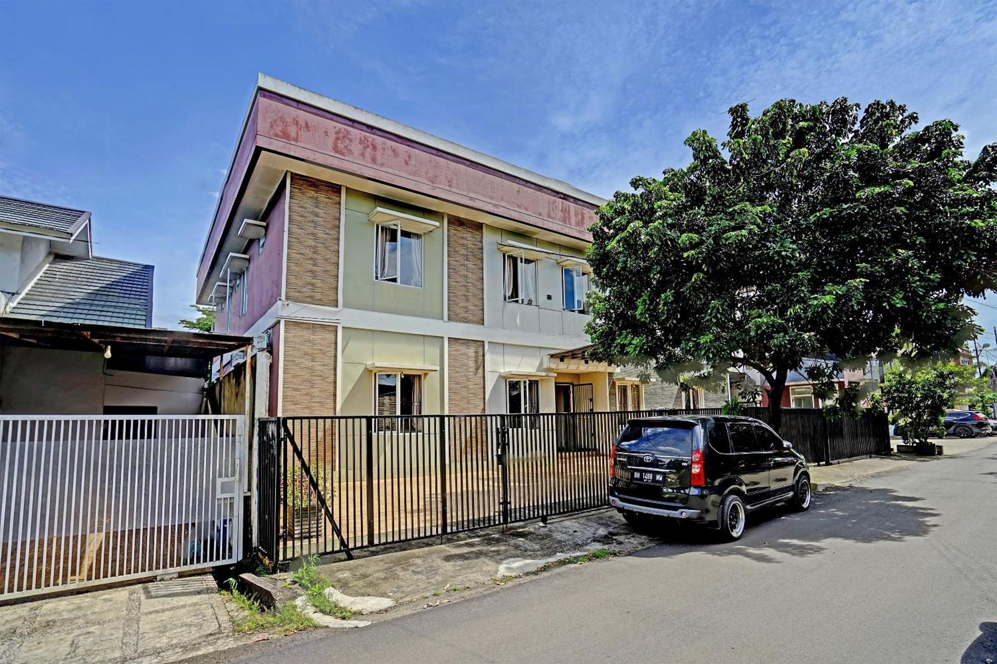 Hotel Oyo Life 91989 K24 Syariah 2*